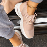 Fashion Women Lightweight Sneakers Running Shoes Outdoor Sports Shoes Breathable Mesh Comfort Running Shoes Air