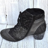 Martin Boots 2021 Autumn Retro Printing Black Boots Women Plus Size Heeled Ankle Boots Side Zipper Booties Botas De