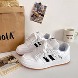 Kong Style Minority Design Board Shoes Female Ins Trend 2024 Fall New Style Students All Kinds Of Casual Bread Small White