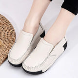 Breakj And Autumn New Heel Bean Shoes Snail Shoes Female Cow Skin Thick Sole Shoes Mother Slope And Rocking Loose Cake