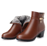 2021 NEW Fashion Soft Leather Women Ankle Boots High Heels Zipper Shoes Warm Fur Winter Boots for Women Plus Size