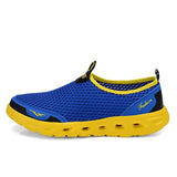 Summer Men Shoes Lightweight Mesh Sneakers Men Fashion Breathable Male Casual Shoes Luxury Brand Designer Mens