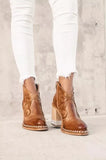 Size 2024 Embroidered Fashion Boots Women's Riveted Acrylic Crystal High-Heeled