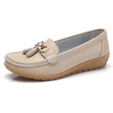 Women Shoes Loafers Female Moccasins Shoes Summer Genuine Leather Women Flats Slip On Women Loafers Flats Tassel Plus
